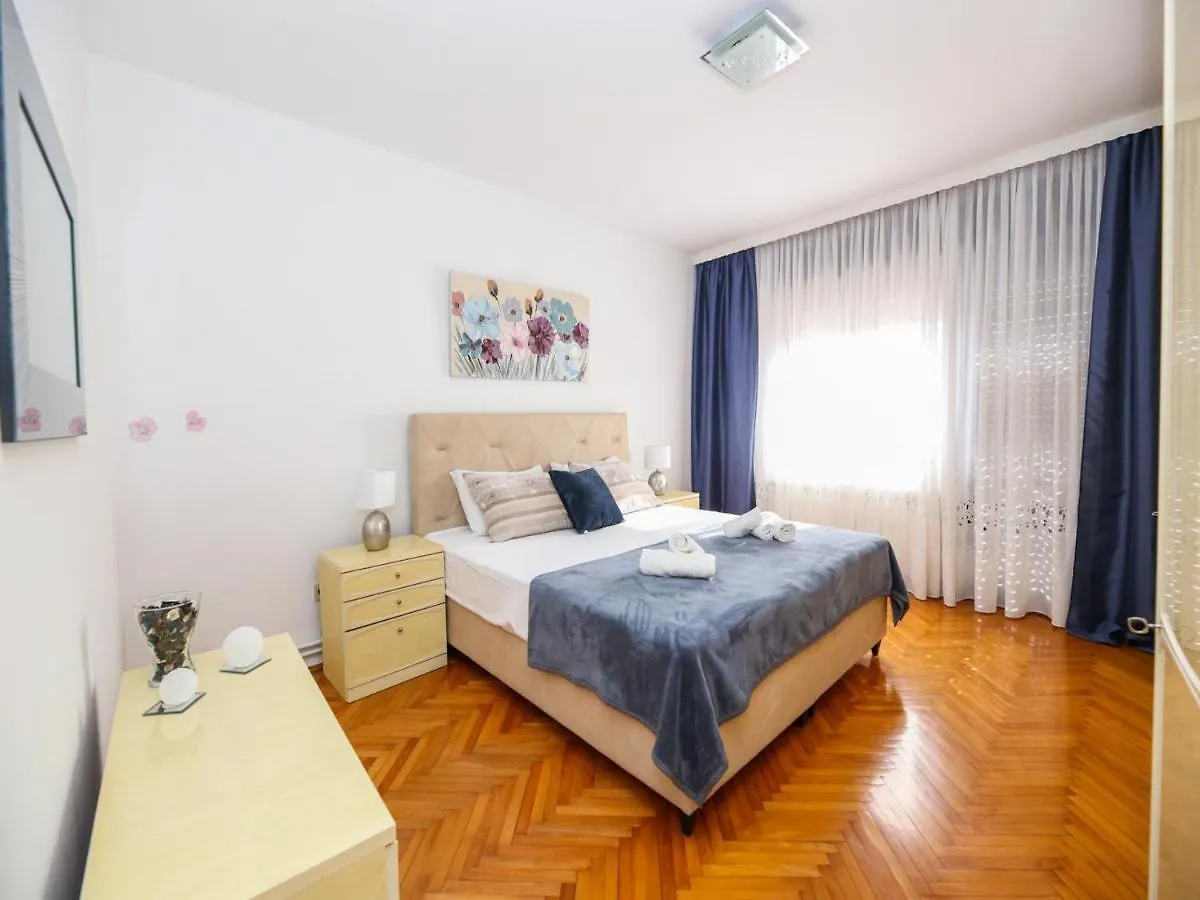 Apartment Kosor Kastela