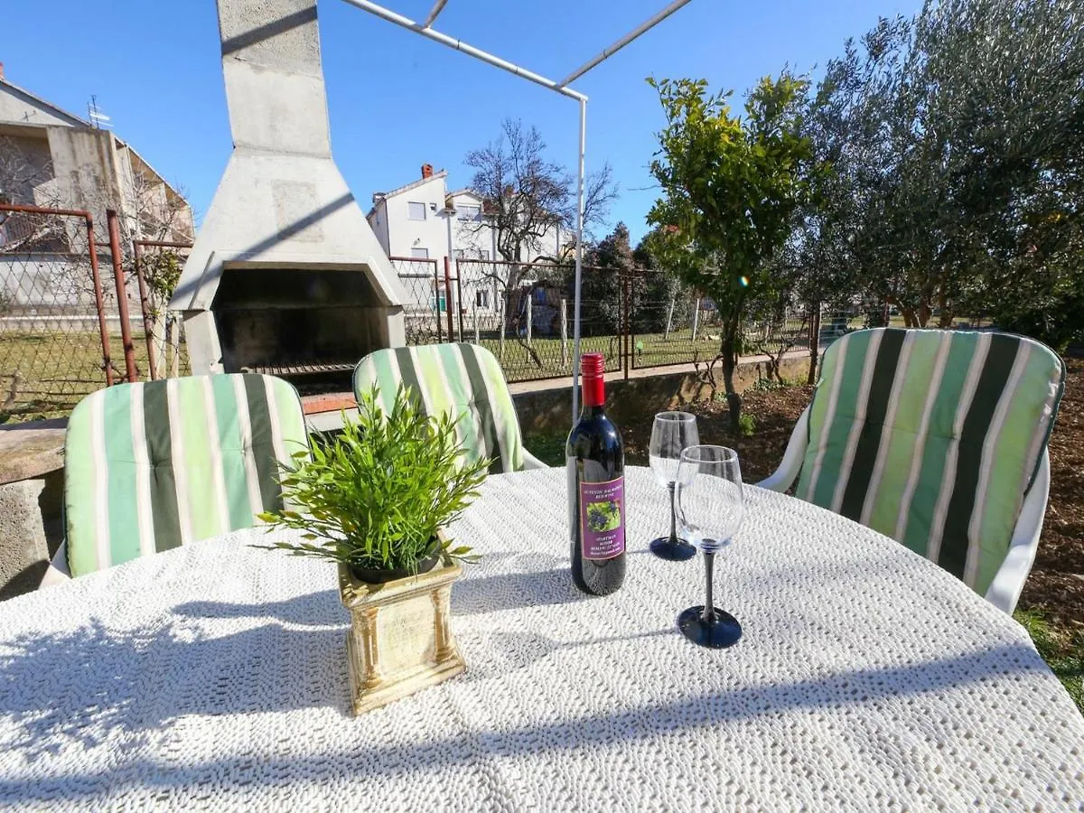 Apartment Kosor Kastela